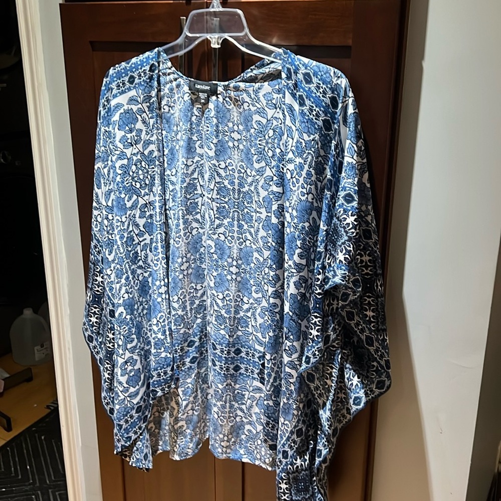 Blue and white shawl/wrap by Karen Kane